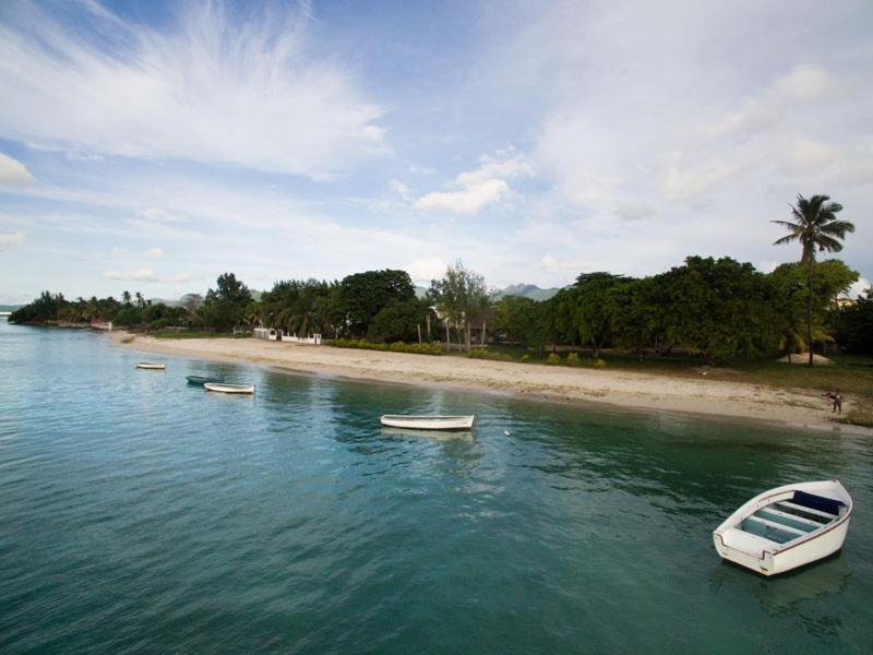 Stella Marris Beachfront Villa Pointe aux Sable المظهر الخارجي الصورة